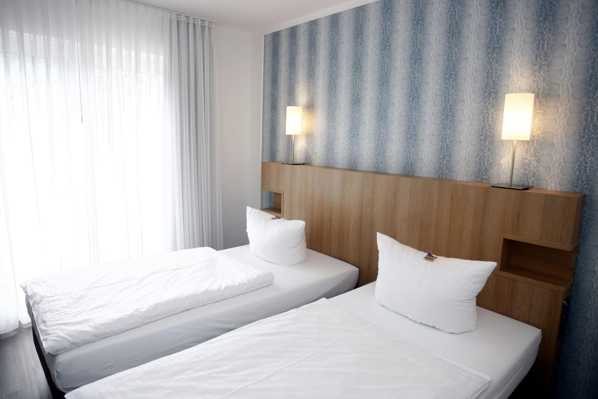 Hotel Westerkamp オスナブリュック エクステリア 写真