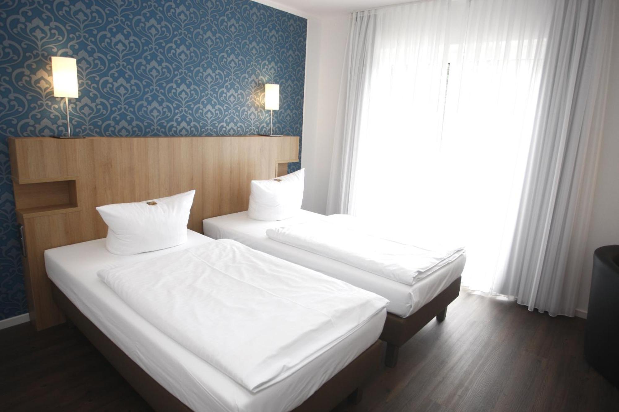 Hotel Westerkamp オスナブリュック エクステリア 写真