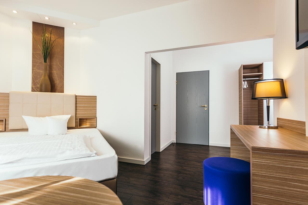 Hotel Westerkamp オスナブリュック エクステリア 写真